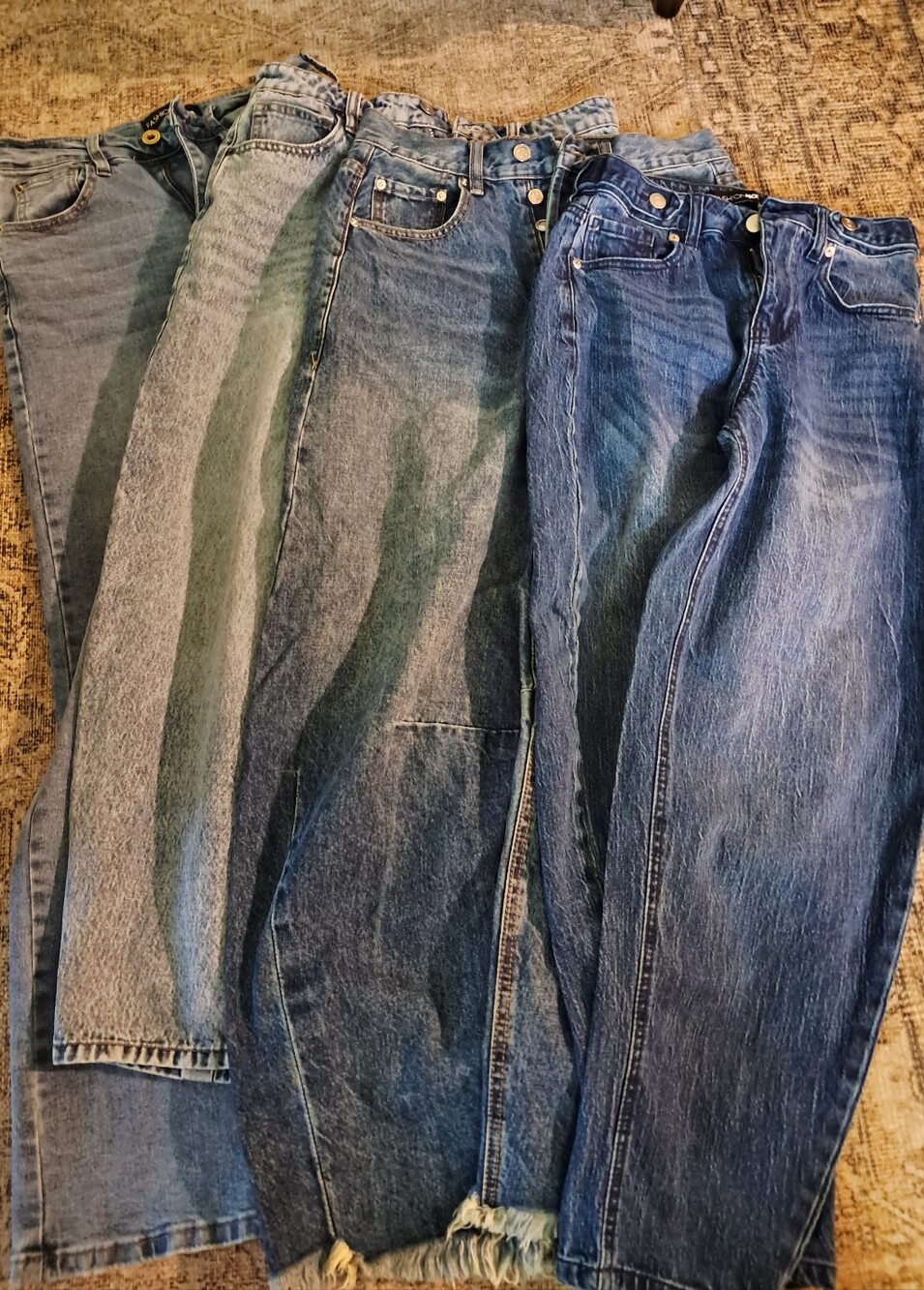 Fashion Nova Size 1 Jeans Bundle – 4 Pairs | Never Worn